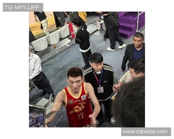 孙铭徽:从青涩少年到篮球场上的璀璨明星之路探索